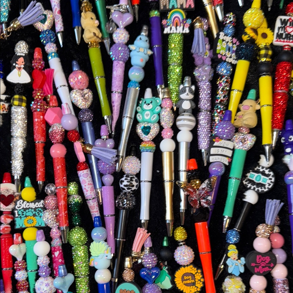 Custom Glam Pens Price for 1️⃣ one 🖊️💎 - Picture 5 of 10